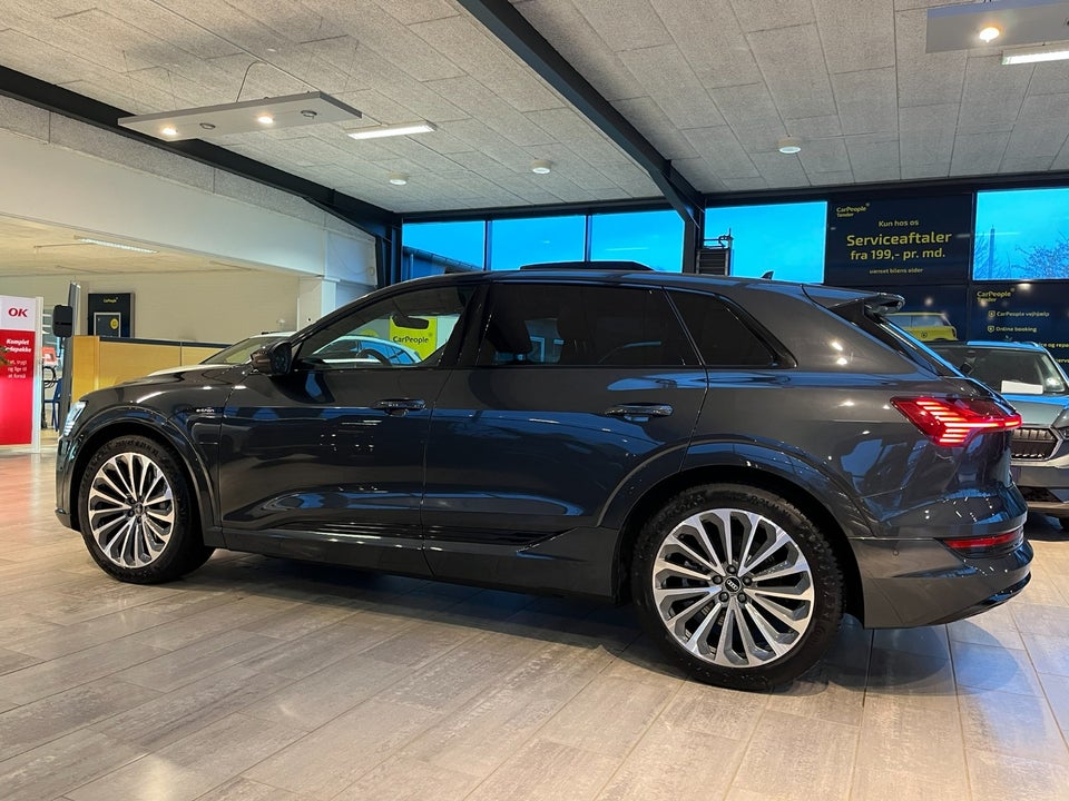 Audi e-tron 55 Advanced quattro 5d
