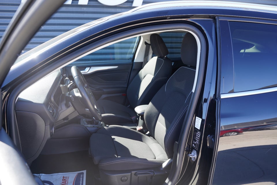 Ford Focus 1,0 EcoBoost Active Business stc. 5d