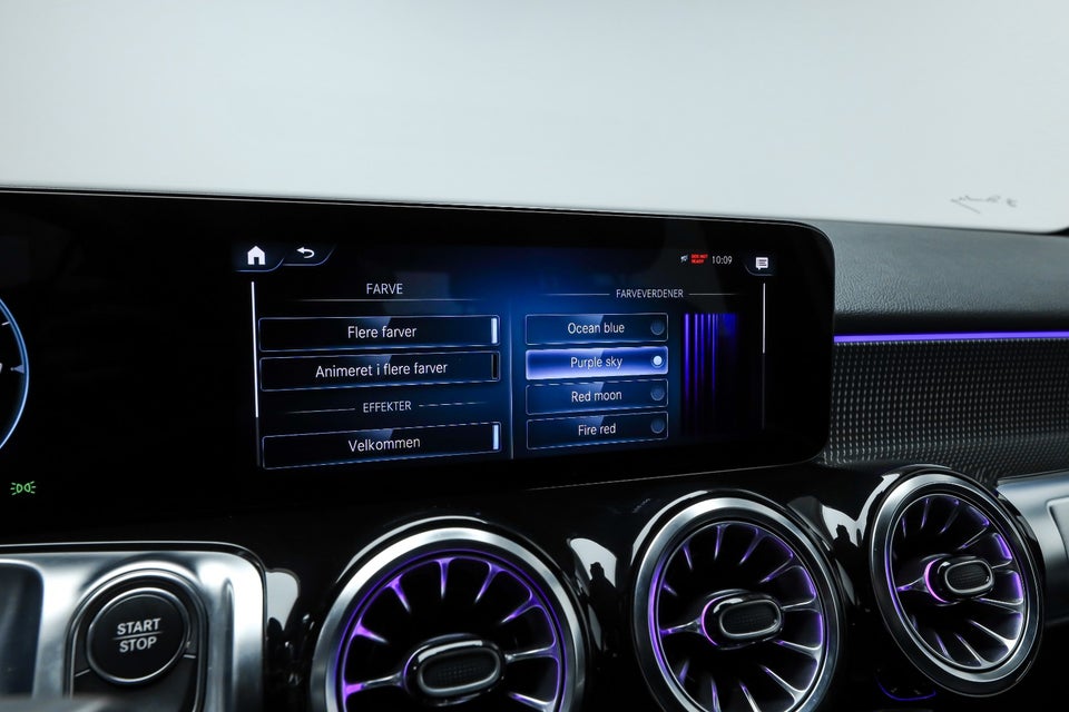 Mercedes EQB300 4Matic 7prs 5d