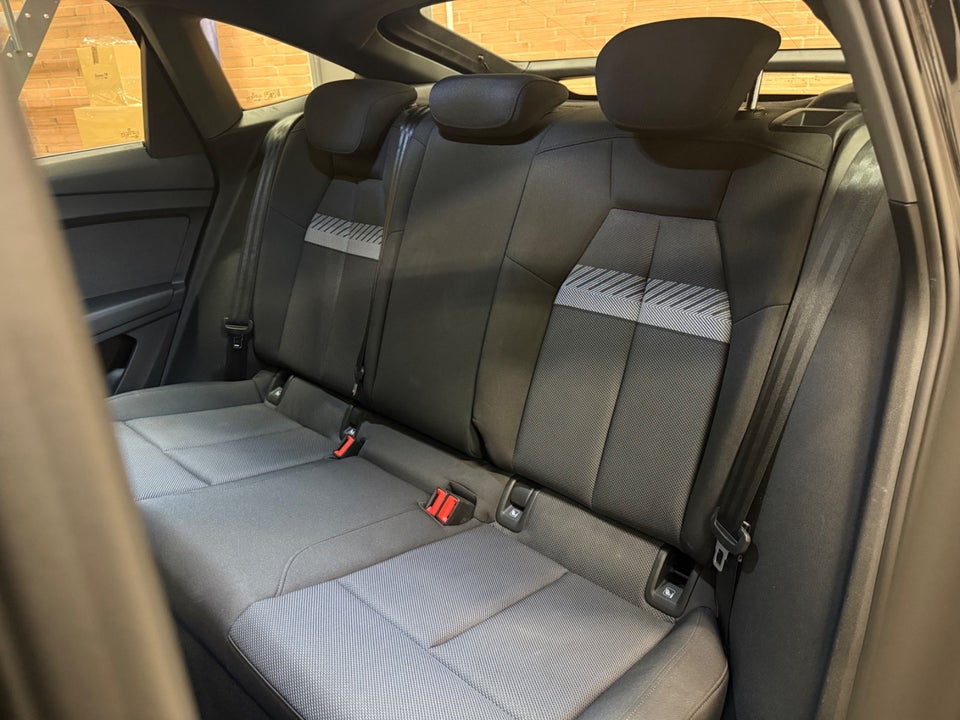 Audi Q4 e-tron 40 Sportback 5d