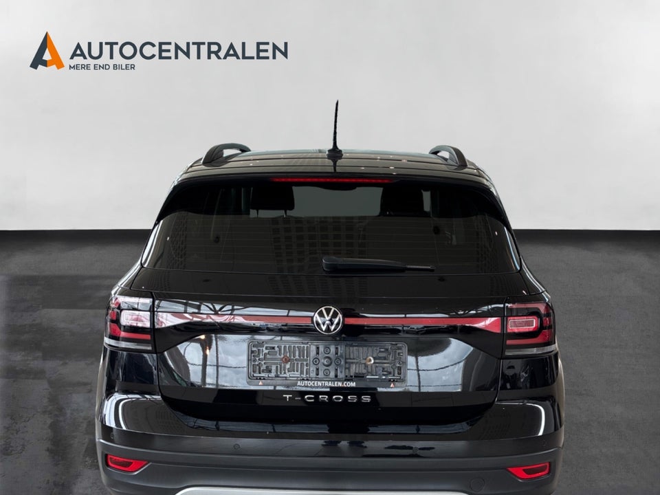 VW T-Cross 1,0 TSi 110 Life Team 5d