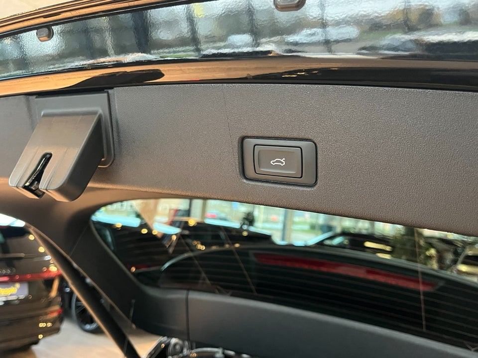 Audi Q4 e-tron 45 S-line 5d