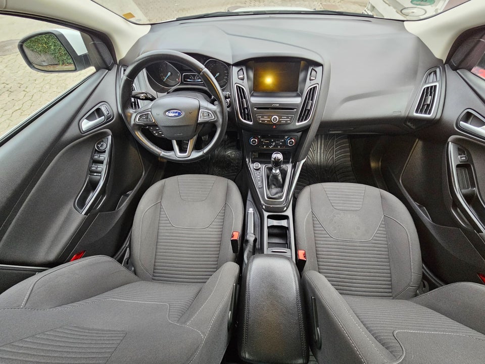 Ford Focus 1,0 SCTi 125 Titanium 5d