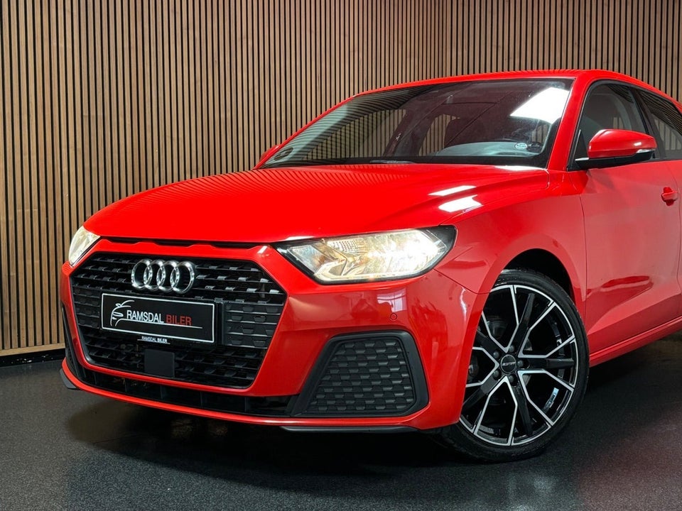 Audi A1 30 TFSi Advanced Sportback 5d
