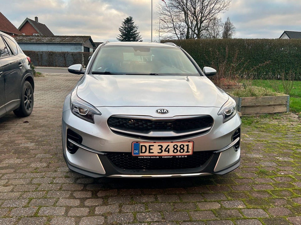 Kia XCeed 1,6 PHEV Prestige DCT 5d