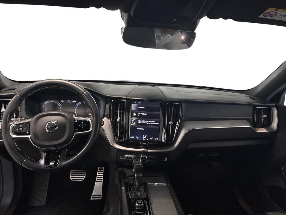 Volvo XC60 2,0 T4 190 R-Design aut. 5d