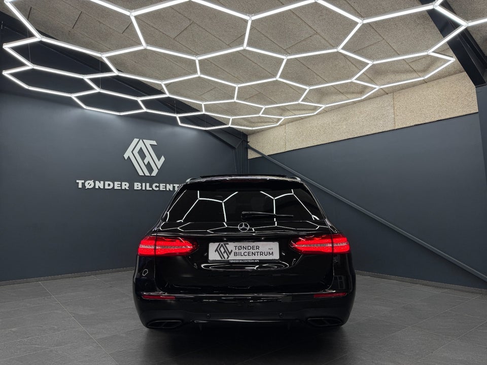 Mercedes E43 3,0 AMG stc. aut. 4Matic 5d