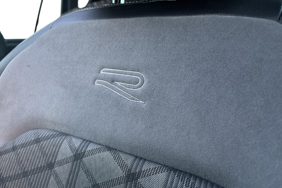 VW Tiguan 1,4 eHybrid R-line DSG 5d