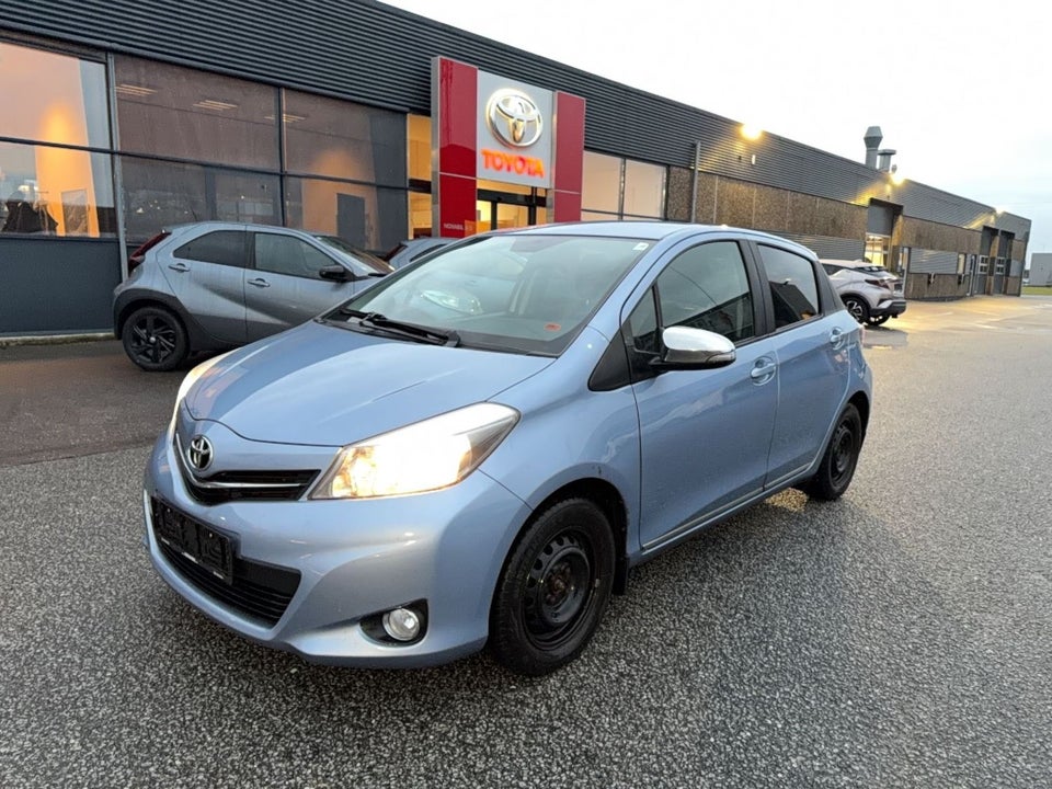 Toyota Yaris 1,0 VVT-i T2 Touch 5d