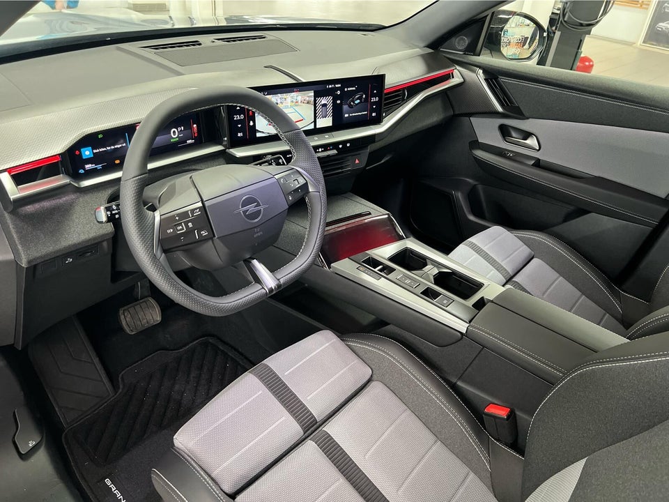 Opel Grandland-e 73 GS Ltd. 5d