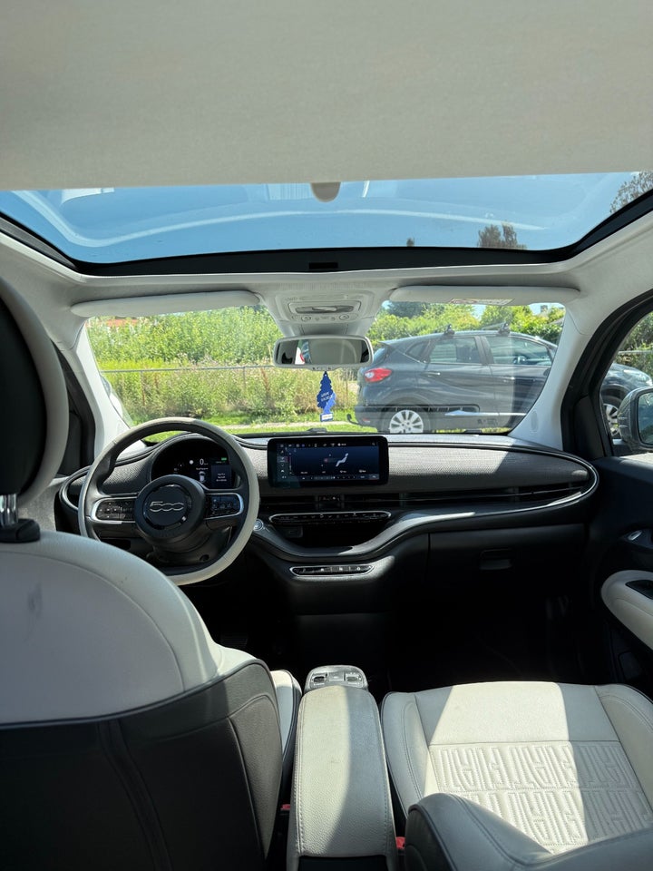 Fiat 500e 42 la Prima 3d