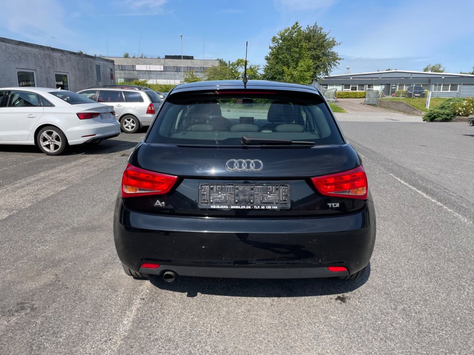 Audi A1 1,6 TDi 90 Ambition Sportback 5d