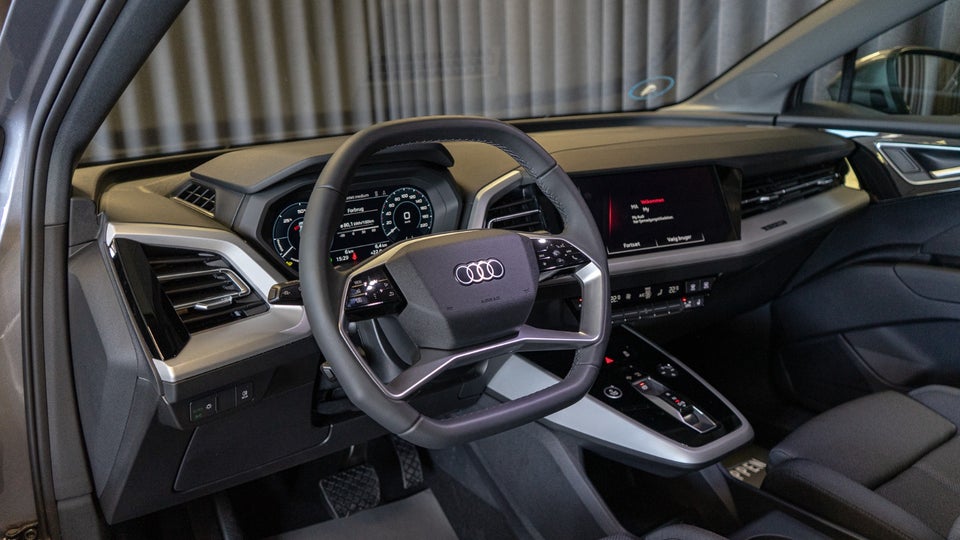 Audi Q4 e-tron 45 S-line Edition 5d