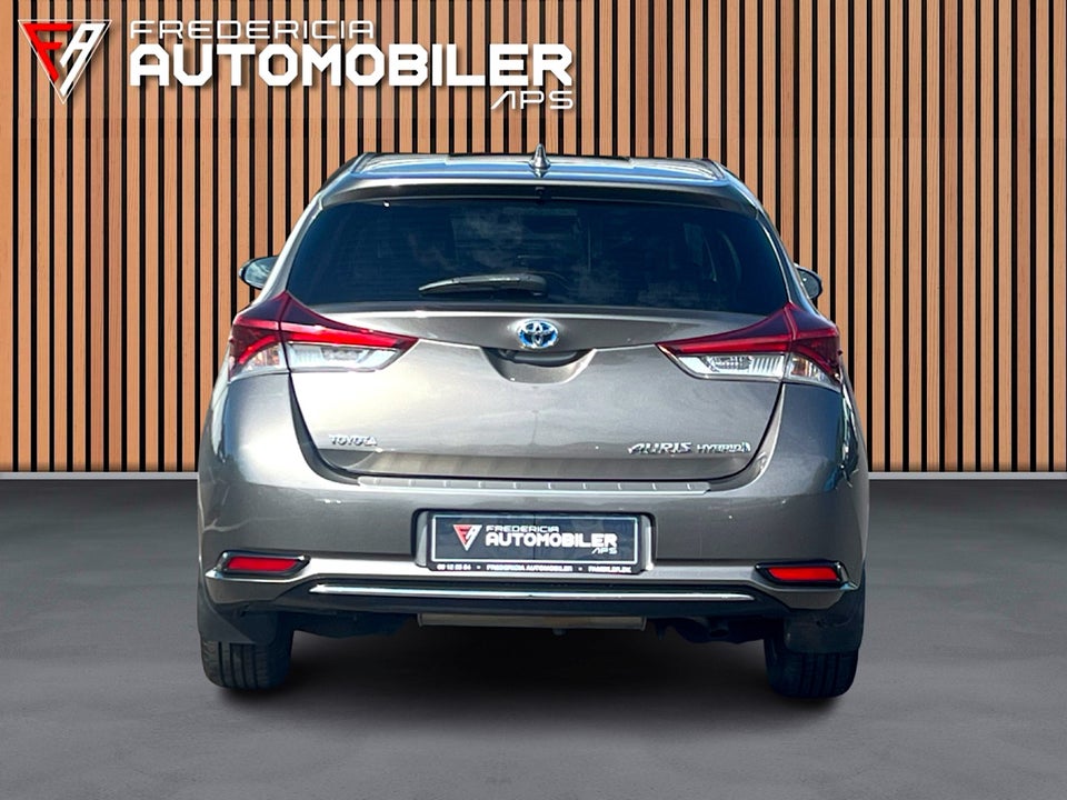 Toyota Auris 1,8 Hybrid H2 Comfort CVT 5d