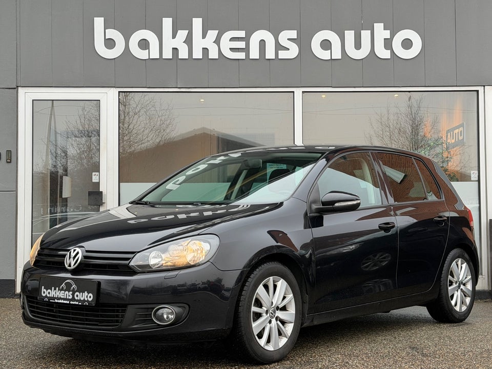 VW Golf VI 2,0 TDi 140 Comfortline 5d