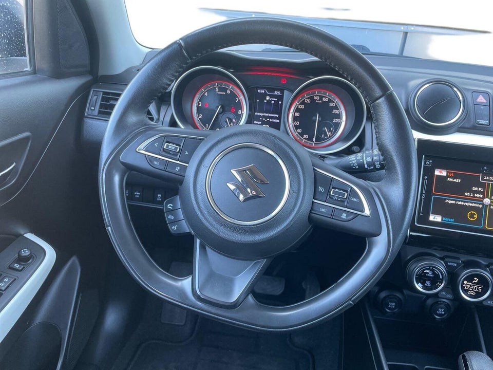 Suzuki Swift 1,2 Dualjet Exclusive CVT 5d