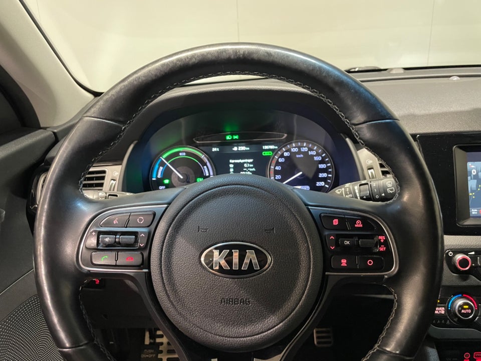 Kia Niro 1,6 PHEV Advance DCT 5d