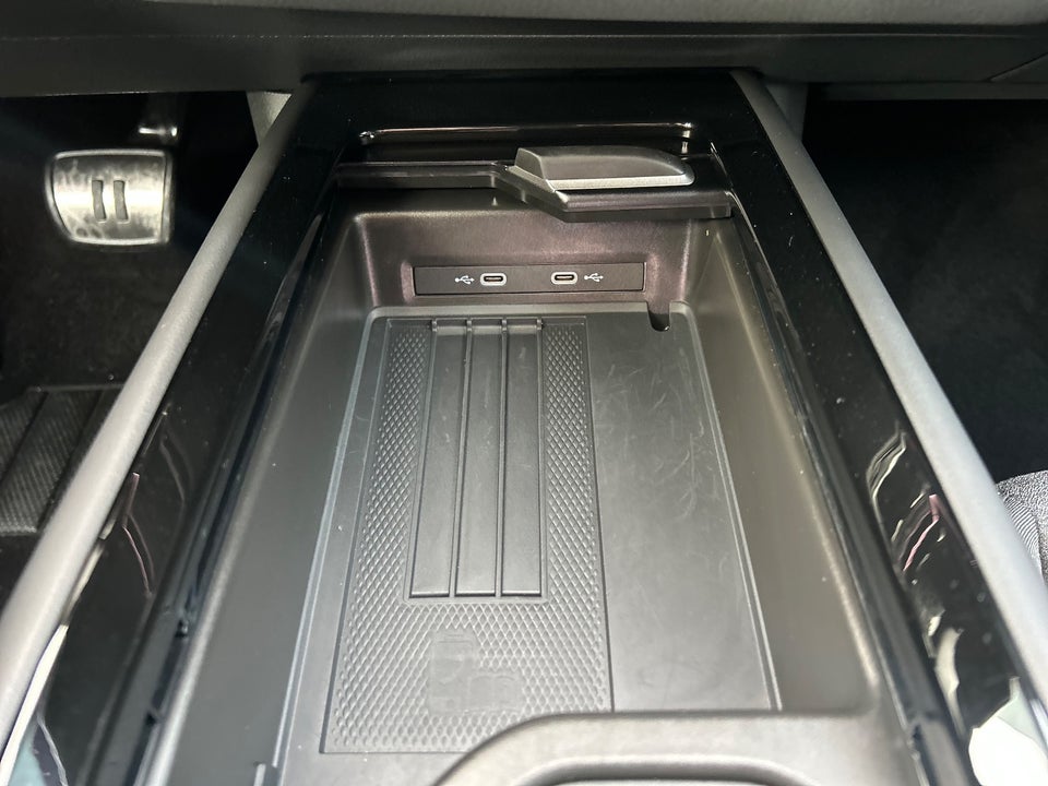 VW ID.7 86 Pro S Tourer 5d