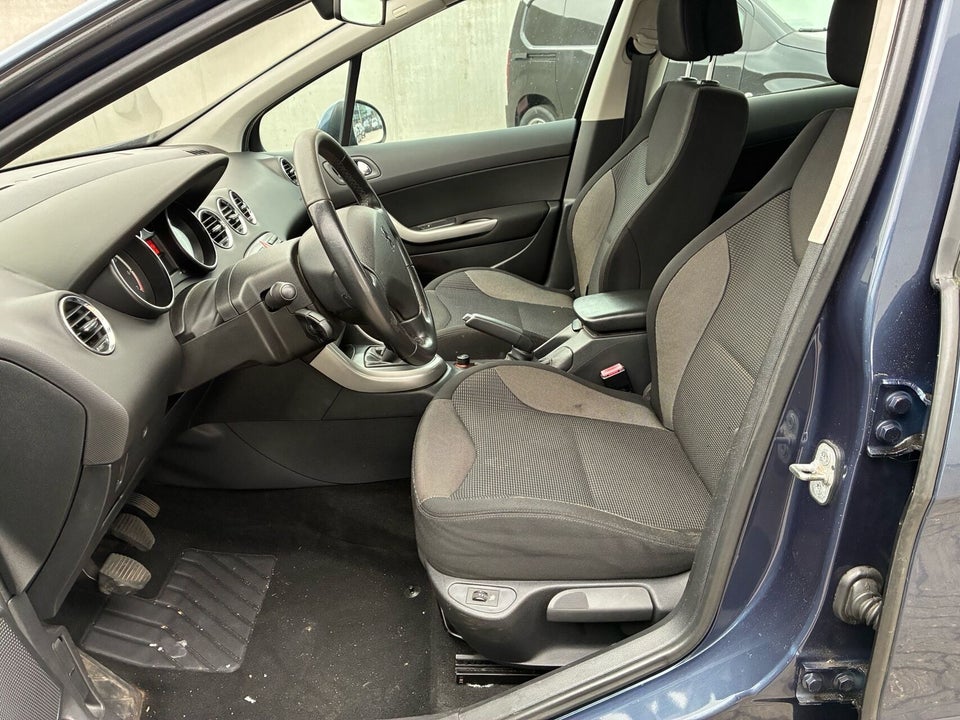 Peugeot 308 1,6 THP 150 Premium 5d