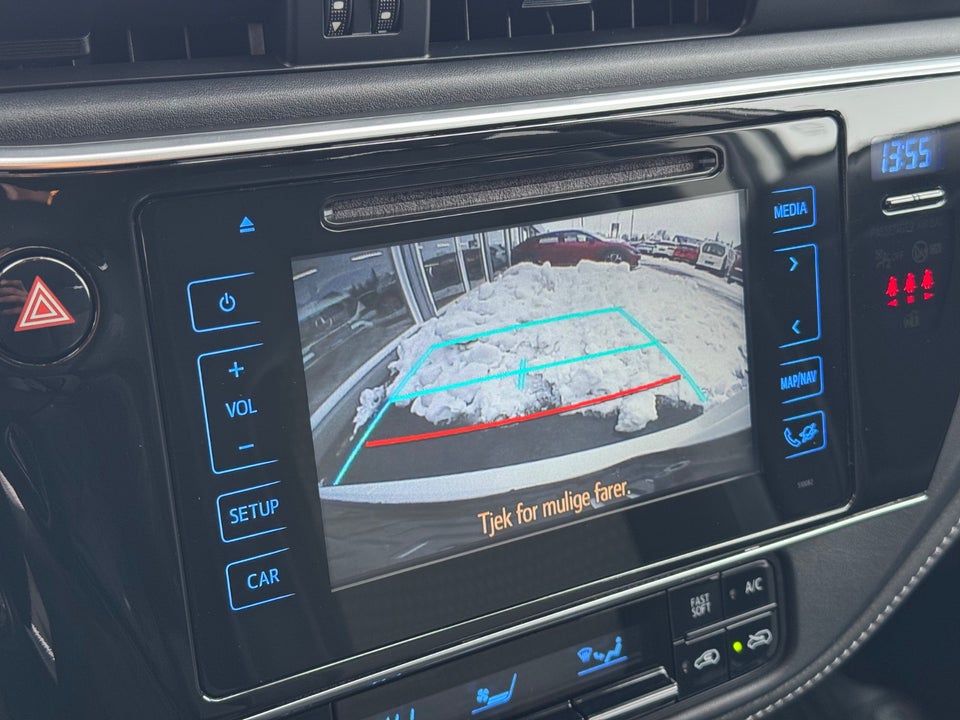 Toyota Auris 1,8 Hybrid H2 Comfort Touring Sports CVT 5d