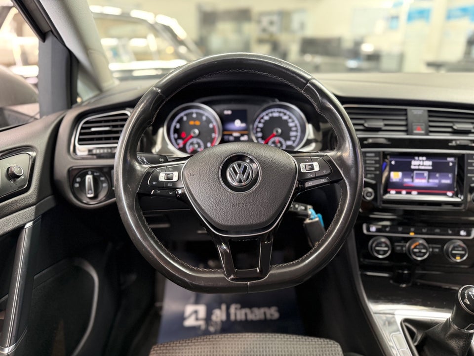 VW Golf VII 1,4 TSi 122 Highline Variant BMT 5d