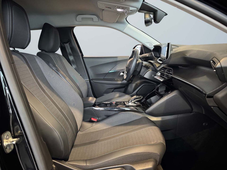 Peugeot e-2008 50 Allure 5d