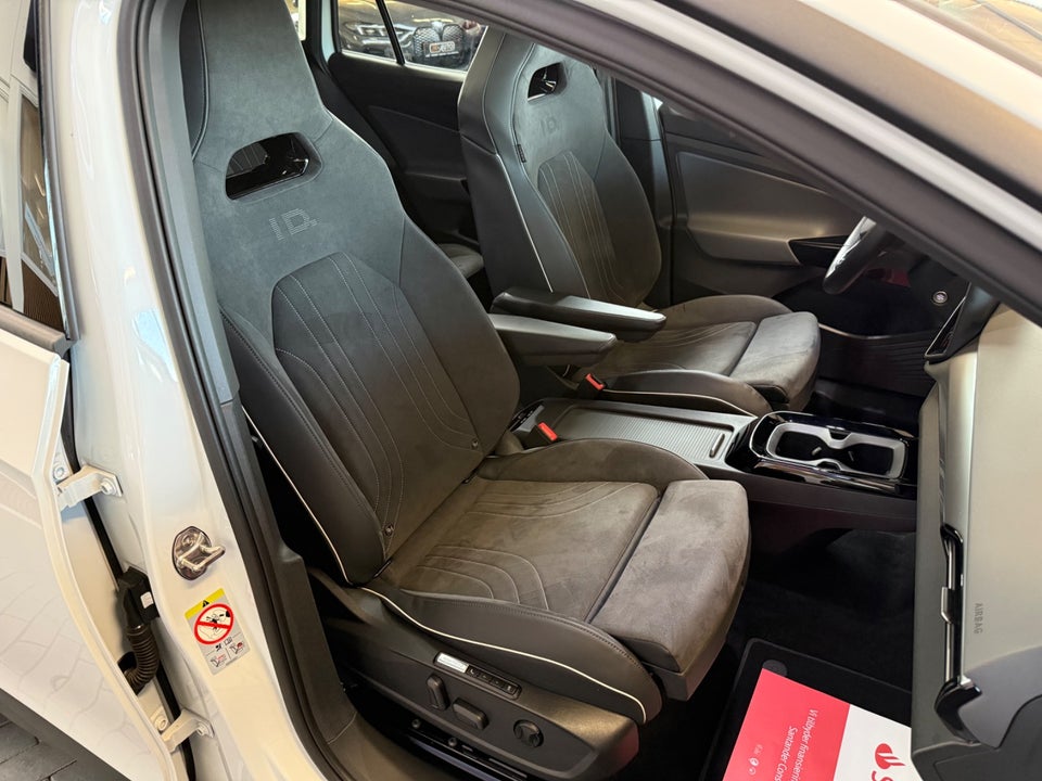 VW ID.4 77 Pro Style+ 5d
