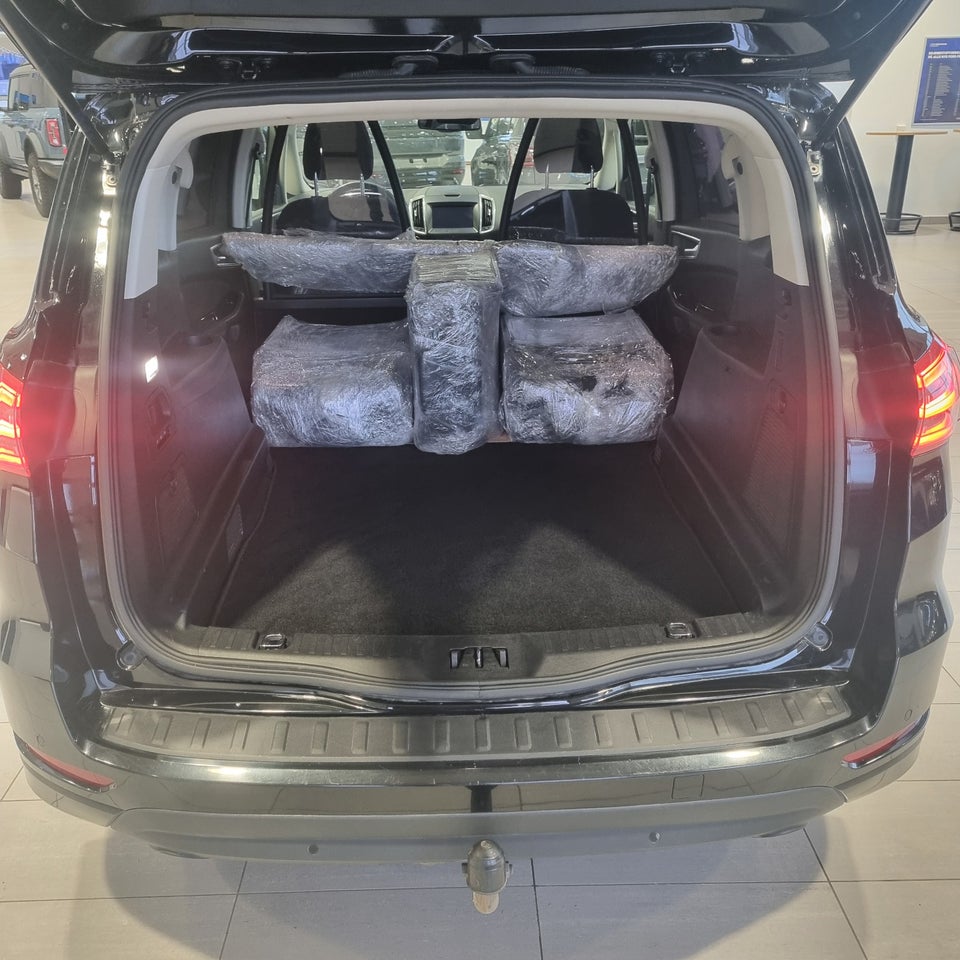 Ford S-MAX 2,0 EcoBlue Titanium aut. Van 5d