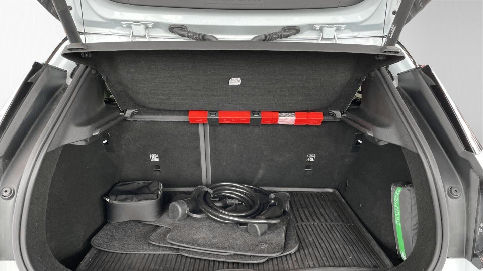 Volvo EX30 Extended Range Plus 5d