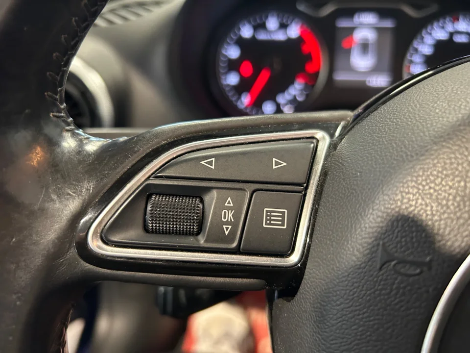 Audi A3 1,4 TFSi 125 Ambition Cabrio 2d