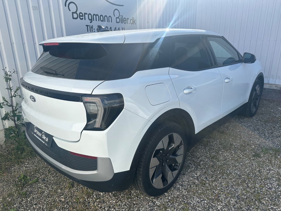 Ford Explorer 77 Premium Extended Range 5d