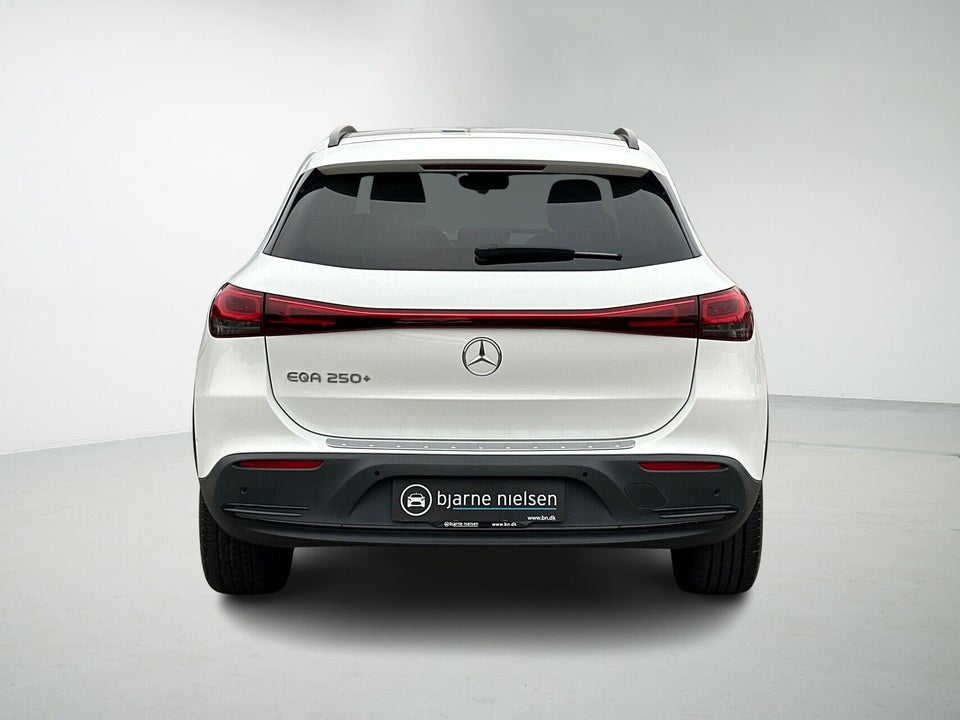 Mercedes EQA250+ Progressive 5d