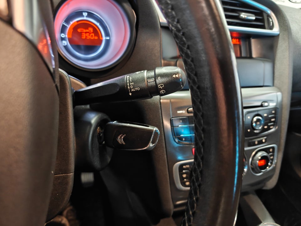 Citroën C4 1,6 HDi 110 Seduction 5d