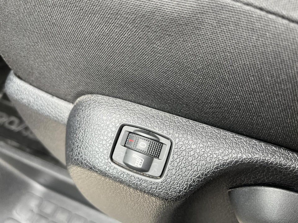 Toyota ProAce 2,0 D 144 Long Comfort Master aut. 4d