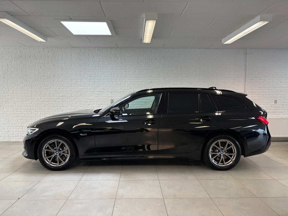 BMW 330e 2,0 Touring Sport Line aut. 5d