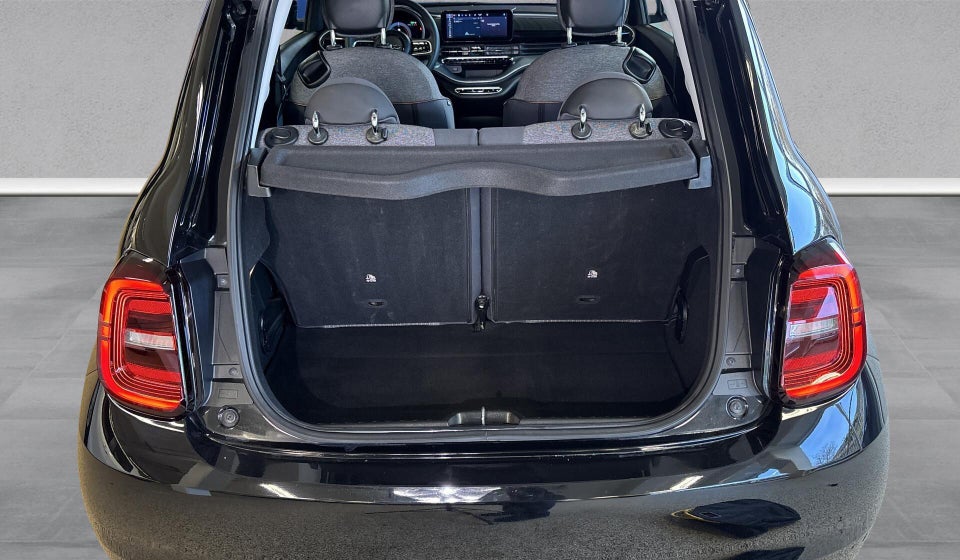 Fiat 500e 42 Icon 3d