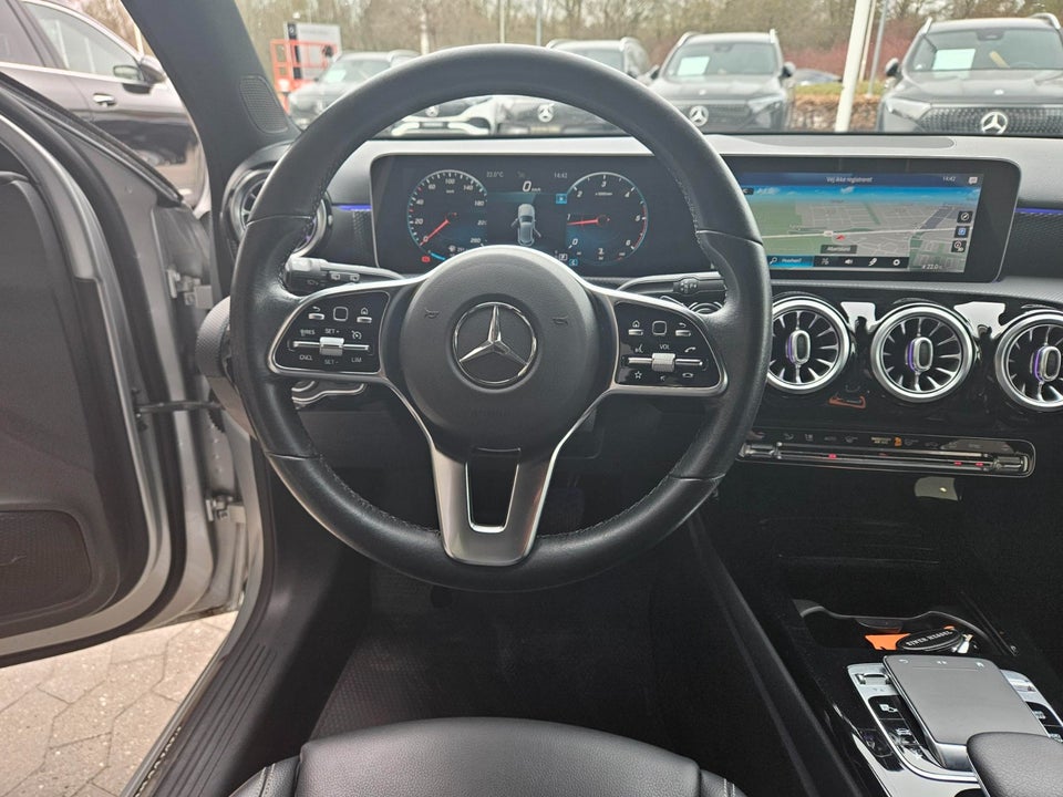 Mercedes A200 d 2,0 Progressive Line aut. 5d