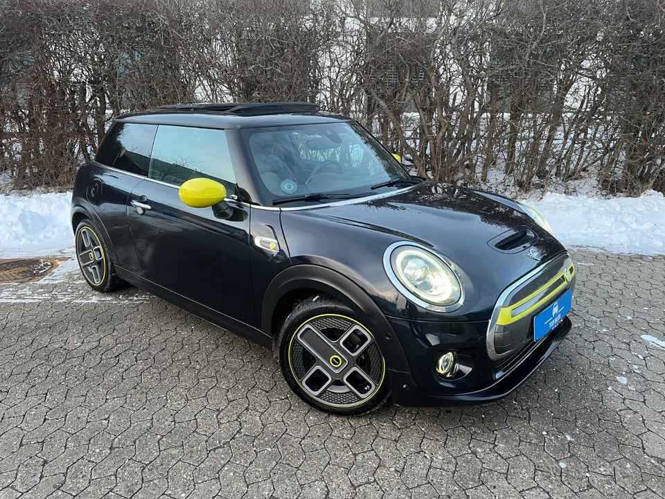 MINI Cooper SE Yours 3d