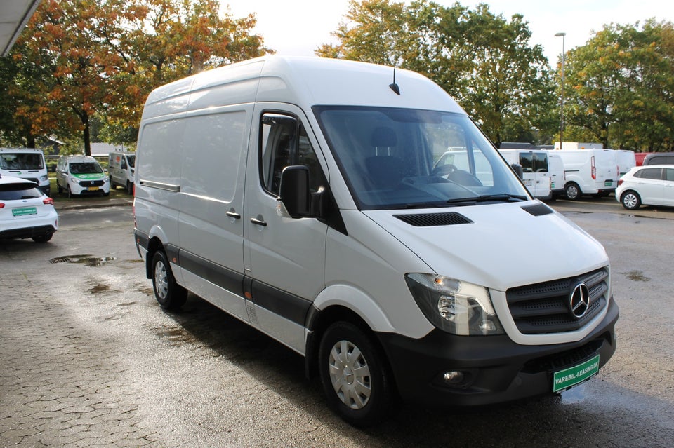 Mercedes Sprinter 319 3,0 CDi R2 Kassevogn aut. 5d