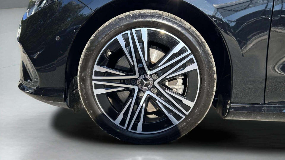 Mercedes CLA200 electric Progressive Advance Plus 4d