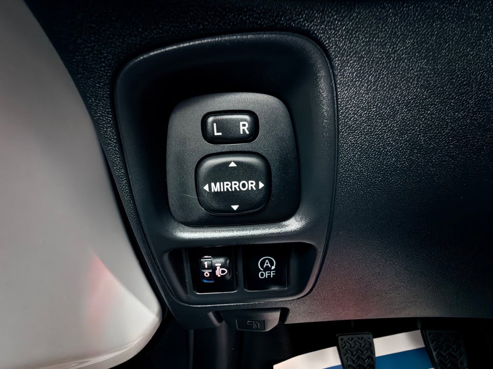 Toyota Aygo 1,0 VVT-i x-press 5d