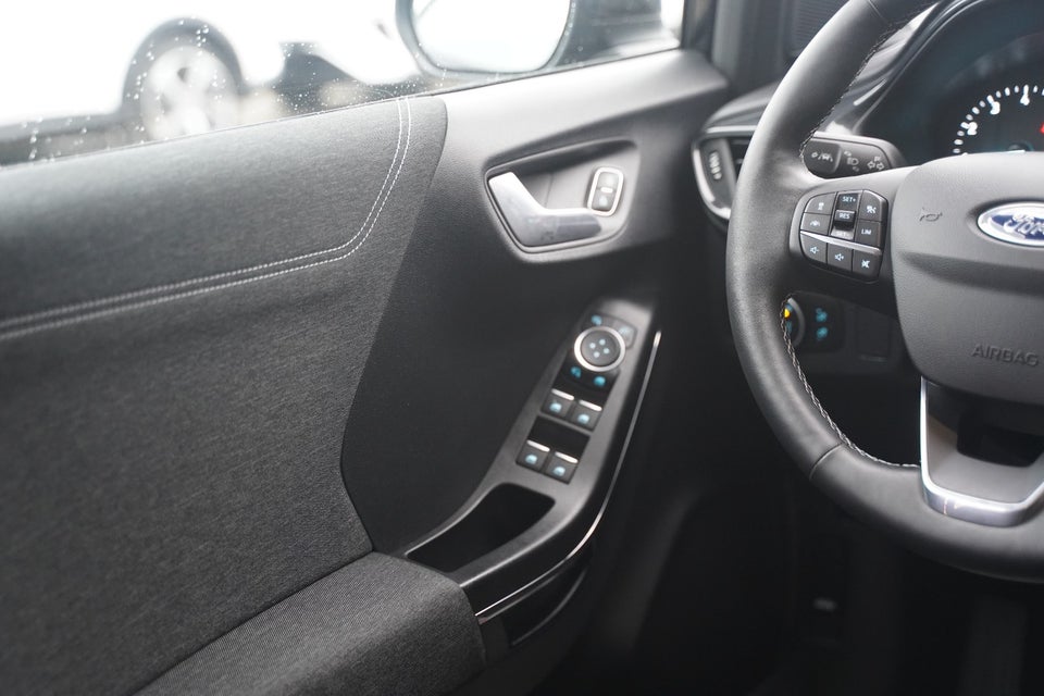 Ford Puma 1,0 EcoBoost mHEV Titanium DCT 5d