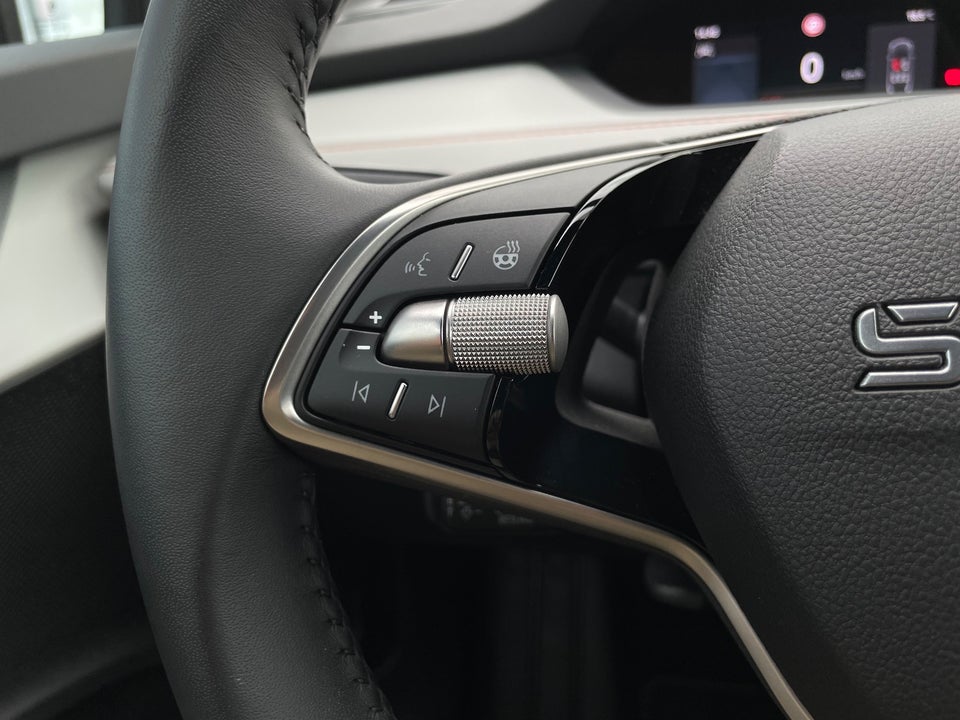 Skoda Elroq 85 iV Lodge Advanced 5d