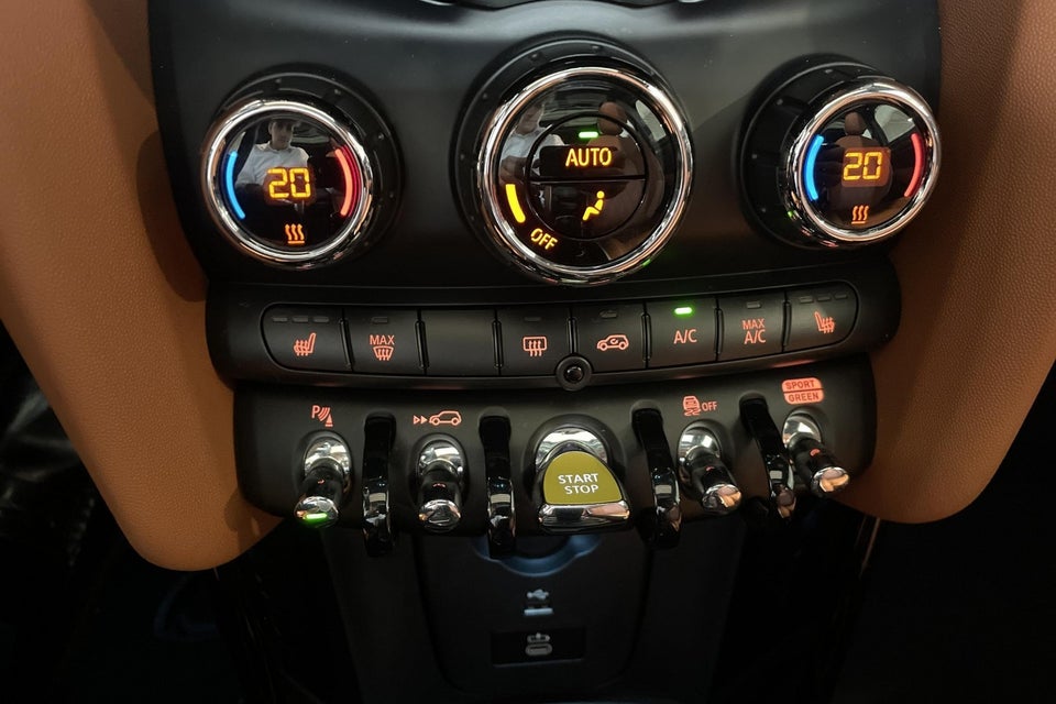 MINI Cooper SE Maximise 3d