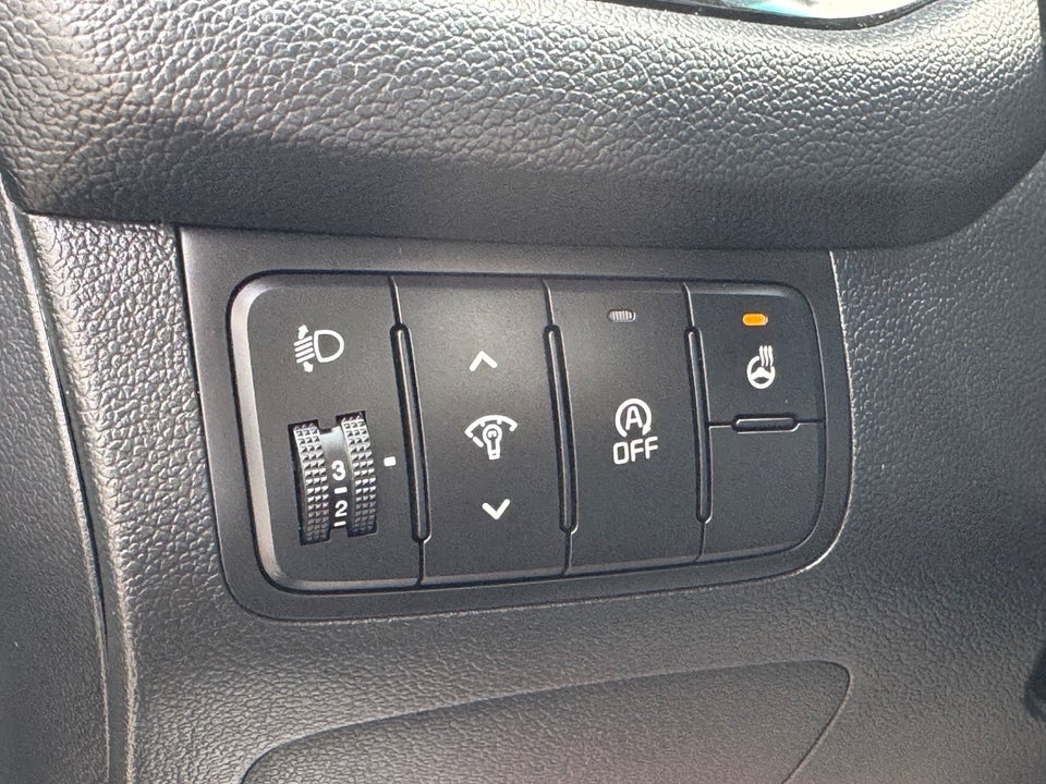 Kia Ceed 1,6 CRDi 110 Attraction SW 5d