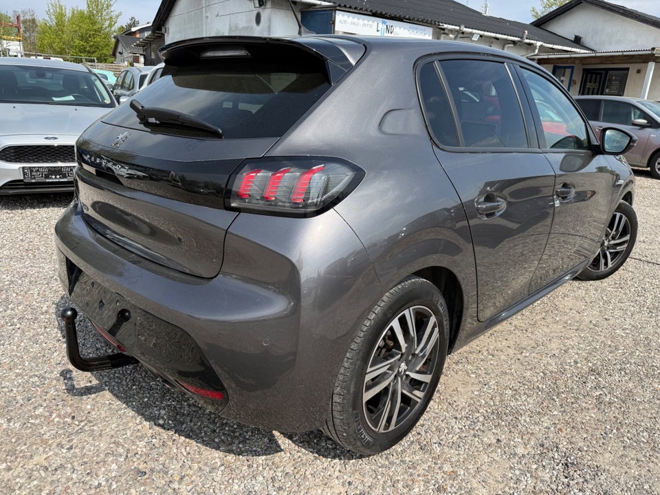 Peugeot 208 1,2 PureTech 100 Allure 5d