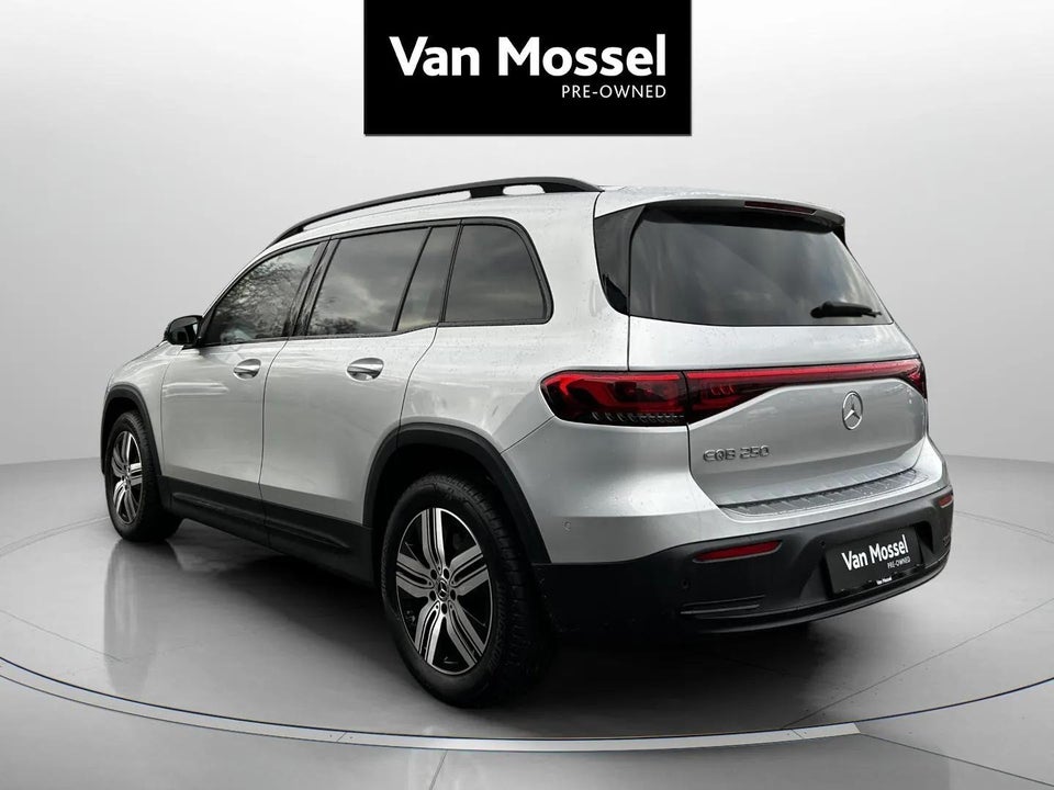 Mercedes EQB250 Electric Art 5d