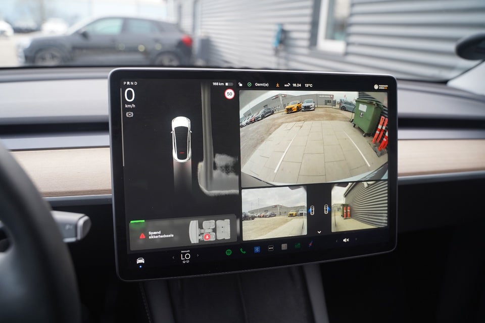 Tesla Model Y Long Range AWD 5d