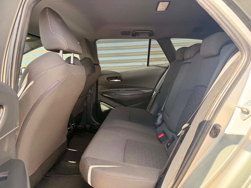Toyota Corolla 2,0 Hybrid H3 Premium Touring Sports MDS 5d