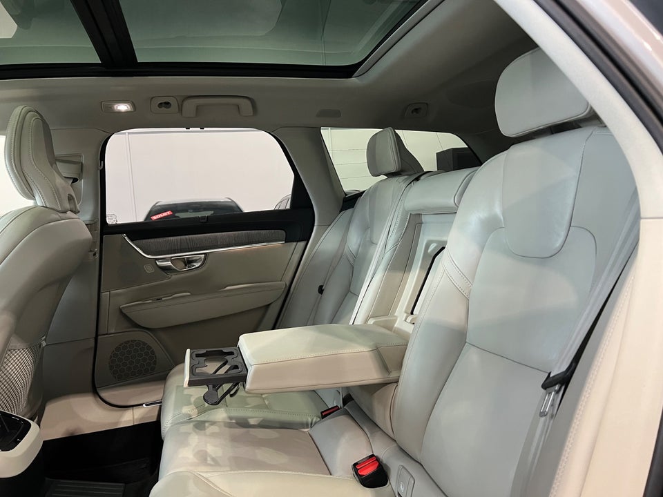 Volvo V90 2,0 T8 ReCharge Ultimate Bright aut. AWD 5d